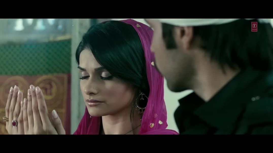 Pee Loon Song | Once Upon A Time in Mumbai | Emraan Hashmi | Prachi